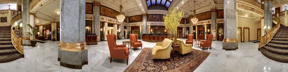The Seelbach Hilton Louisville 48/54