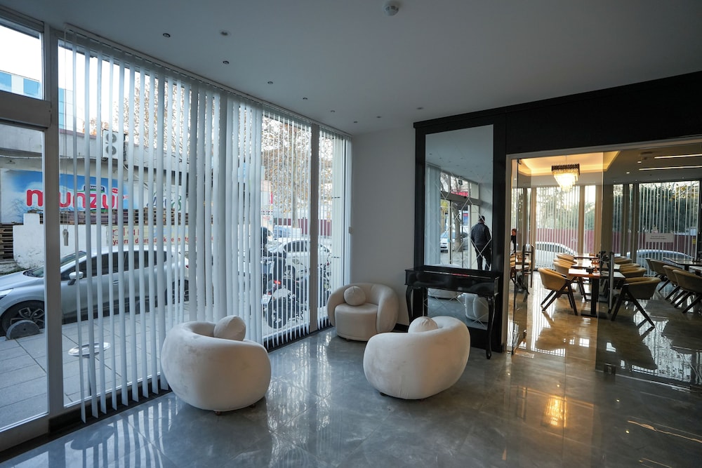 NEW MY WORLD HOTEL 34/50