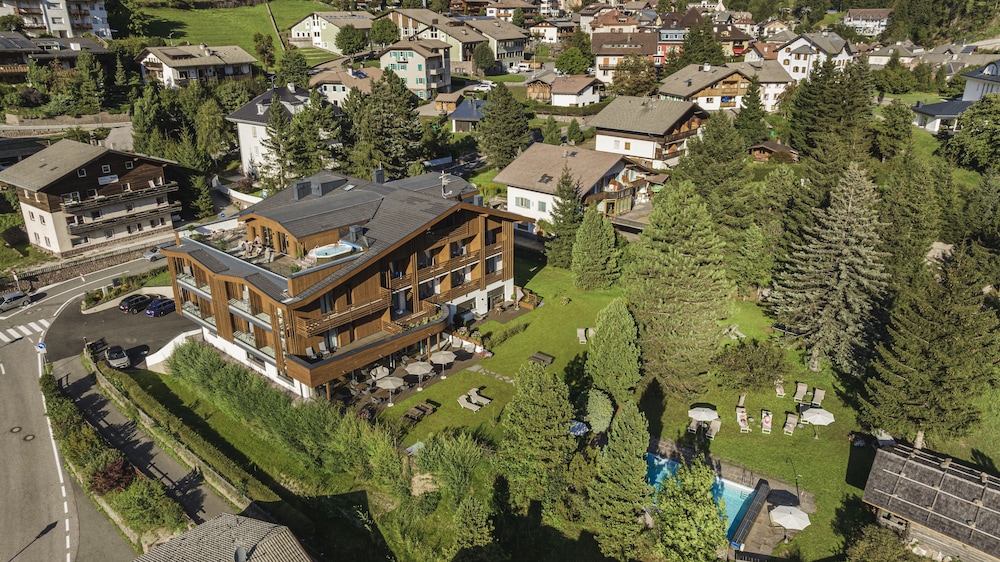 Garni and Apartments Planlim 43/50
