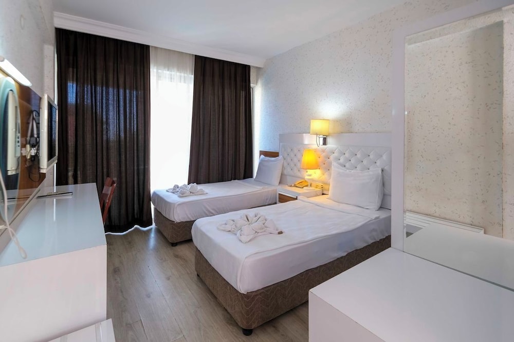 CLUB TESS HOTEL 17/47