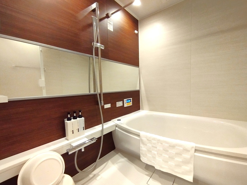 1 BEDROOM, DELUXE