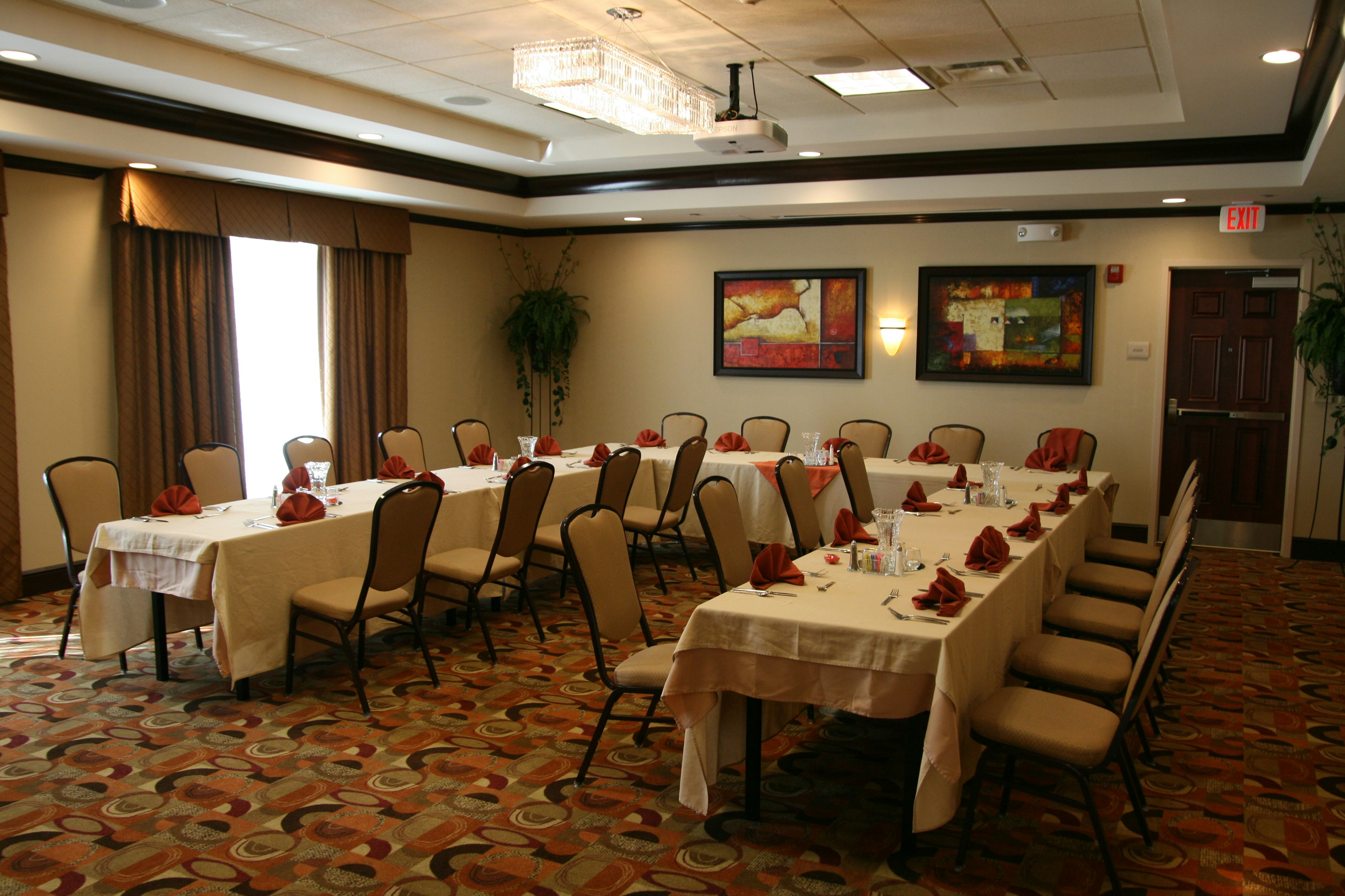 Hilton Garden Inn Cincinnati Blue Ash 21/21