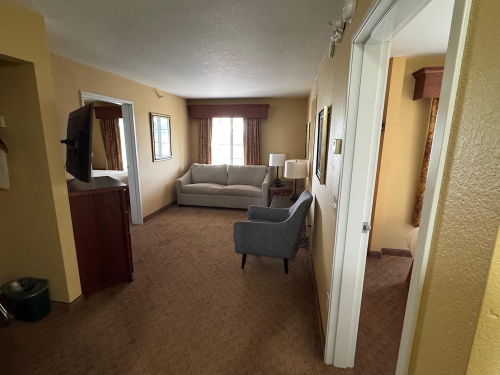 GrandStay Residential Suites Hotel 31/56