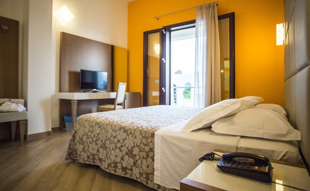 La Casarana Resort & Spa 10/50