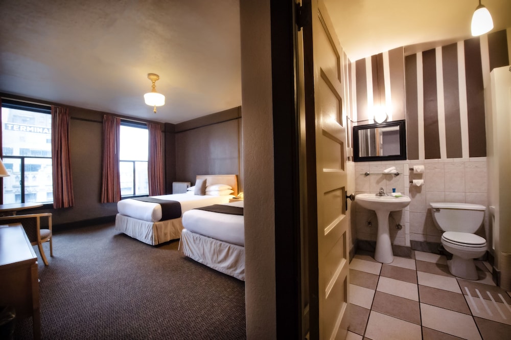 The Moore Hotel 20/20