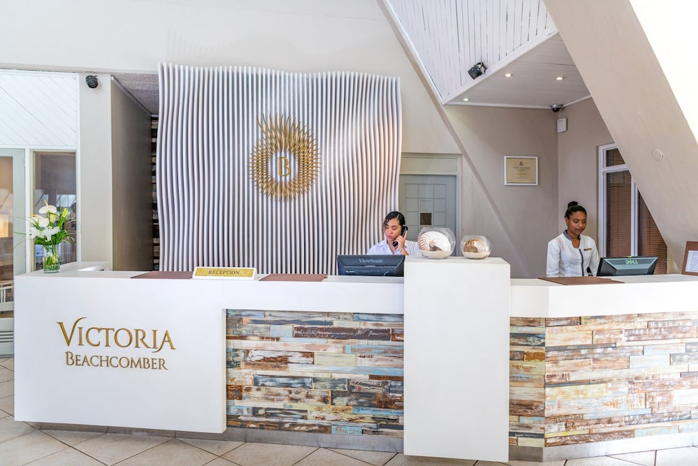 Victoria Beachcomber Resort and Spa 6/54