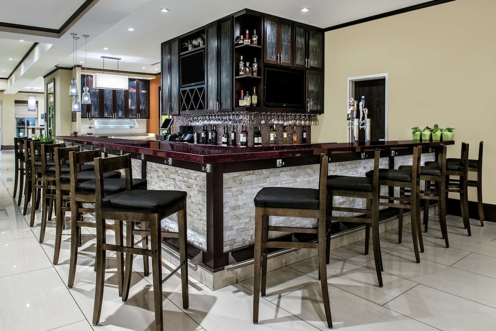 Hilton Garden Inn Victoria 58/75