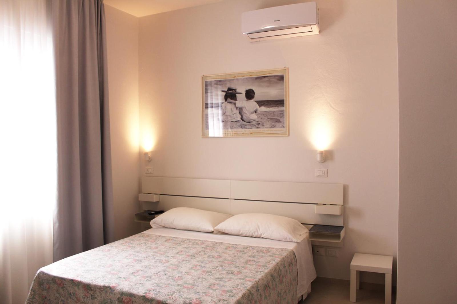 Hotel Pigalle 14/50