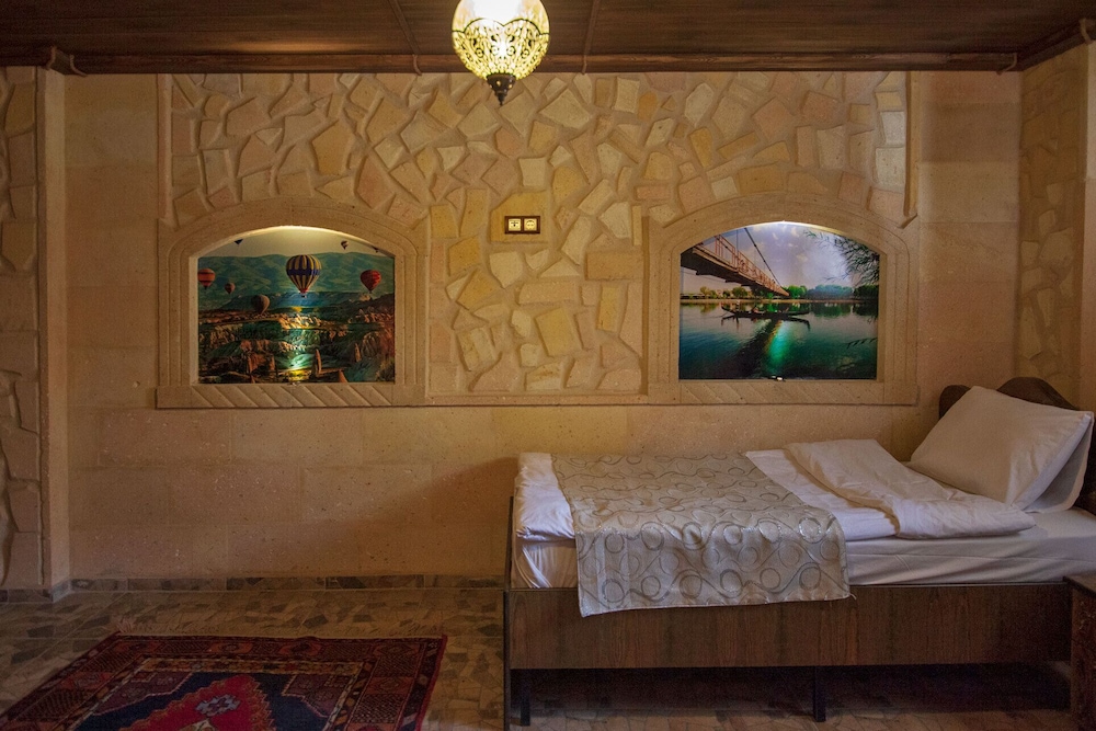 Peace Stone House 33/69