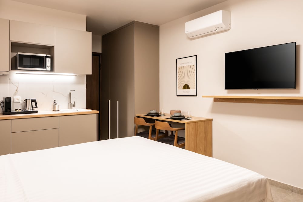 Empress Luxury Residences 15/36