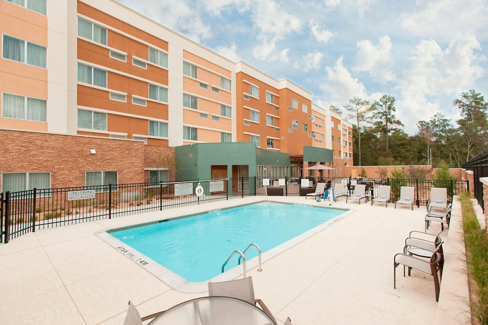 Courtyard by Marriott Houston City Place 5/50