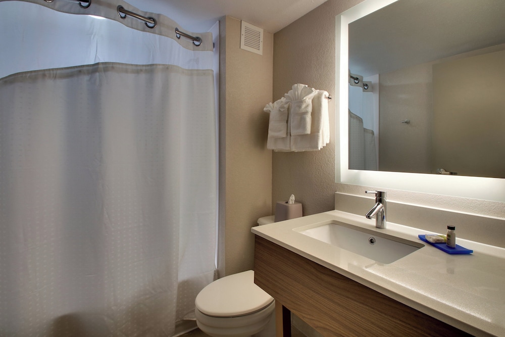 Holiday Inn Express Atlantic City W Pleasantville Ex Comfort Inn Suites West Atlantic City 68/70