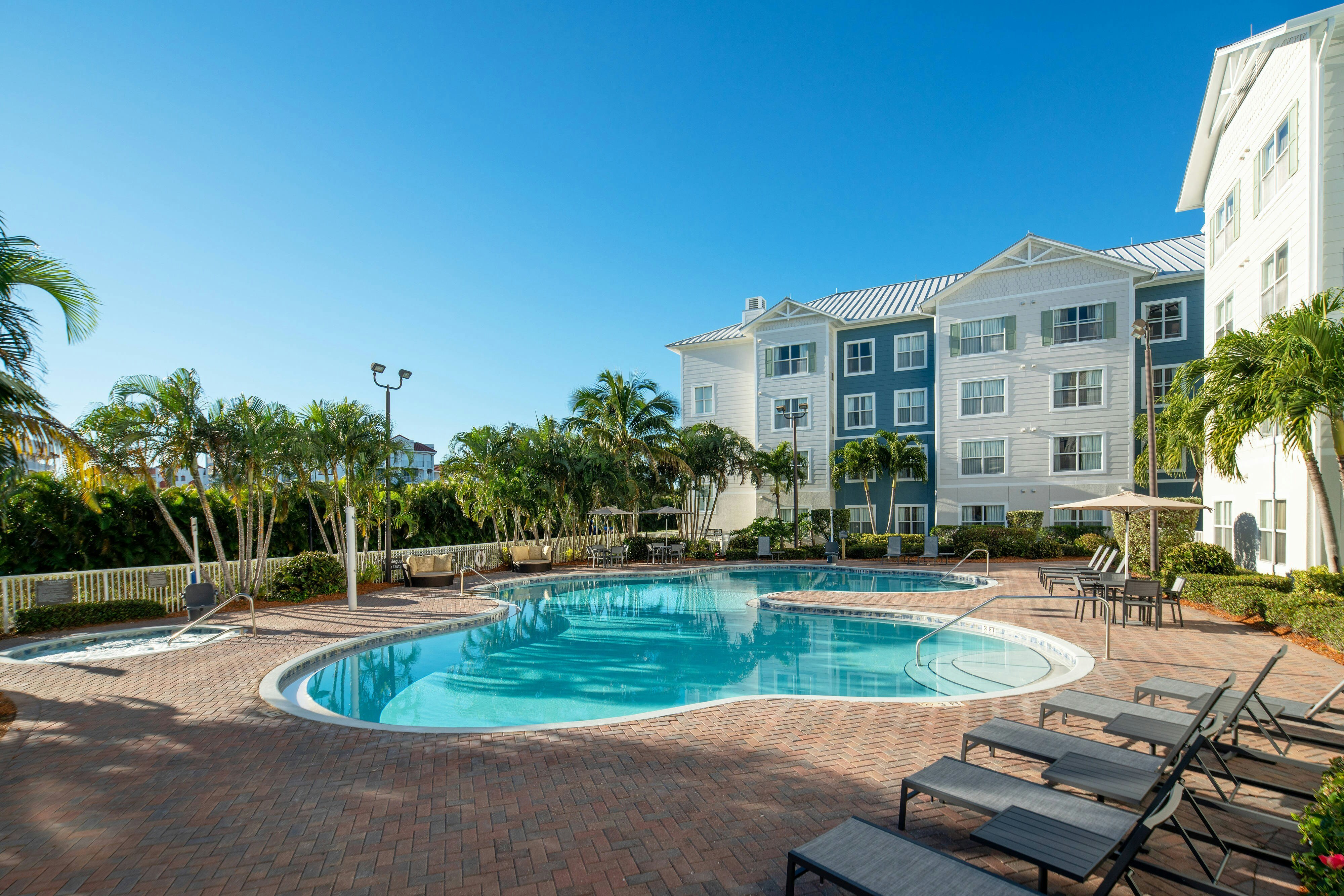 Residence Inn By Marriott Cape Canaveral Cocoa Beach 35/35