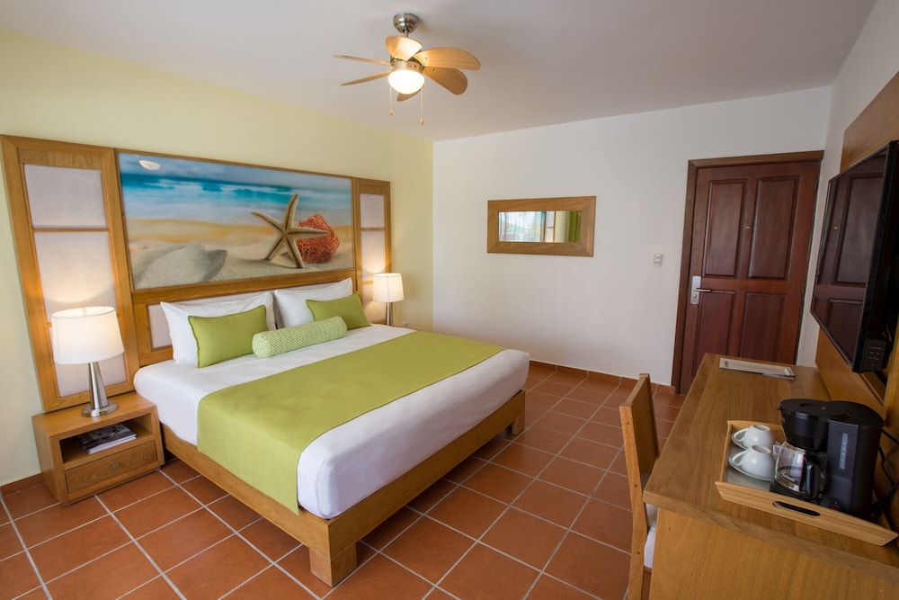 whala!bavaro 8/50