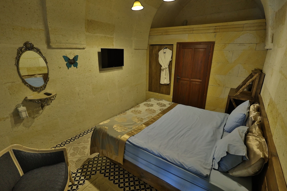 Demisos Caves The Hotel 11/50