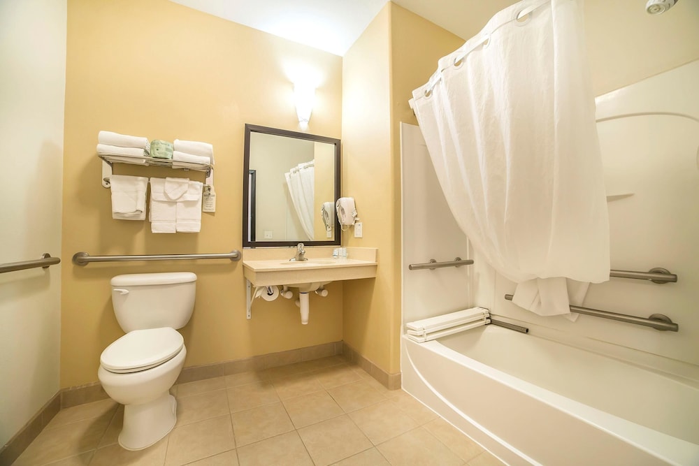 Sleep Inn and Suites Douglas, WY 11/39