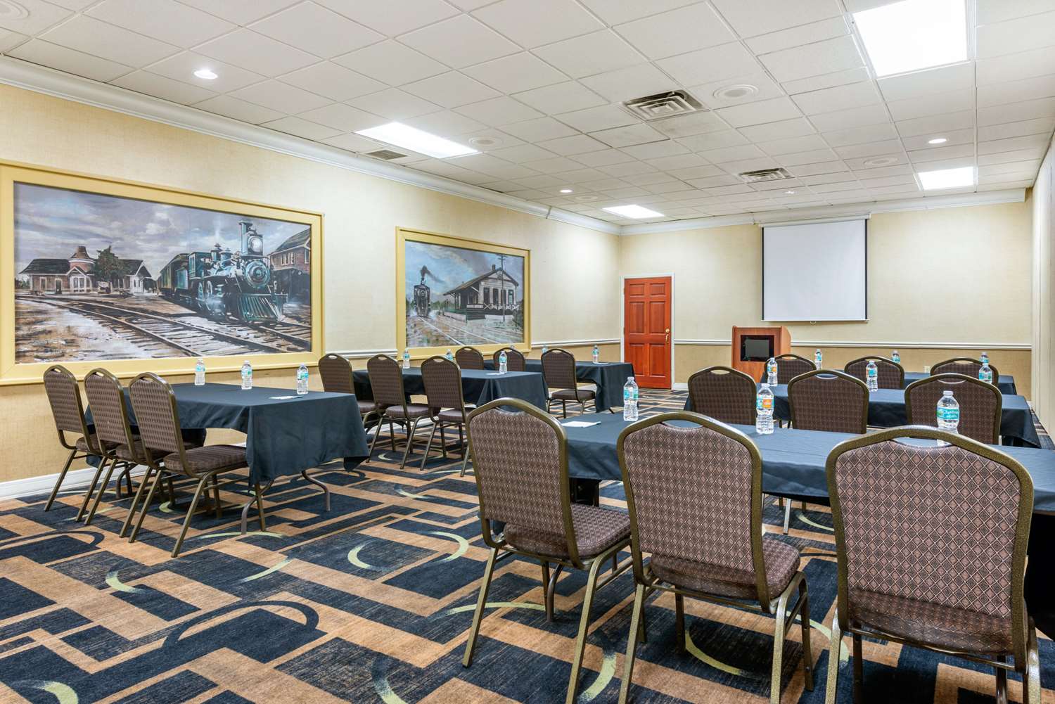 Quality Inn & Suites Palatka Riverfront 33/47