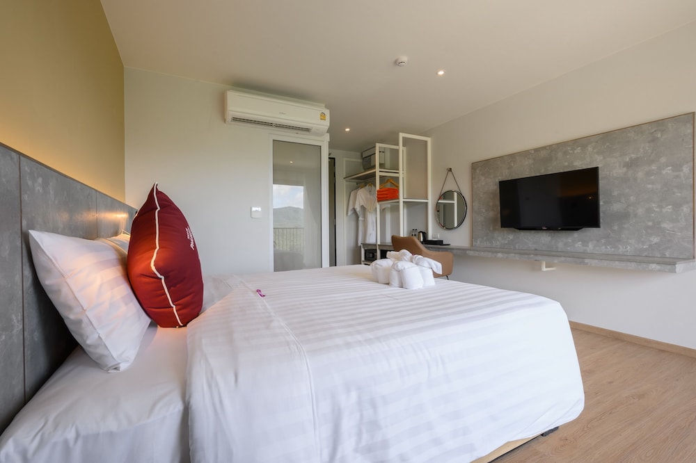 Tour De Phuket Hotel 16/71