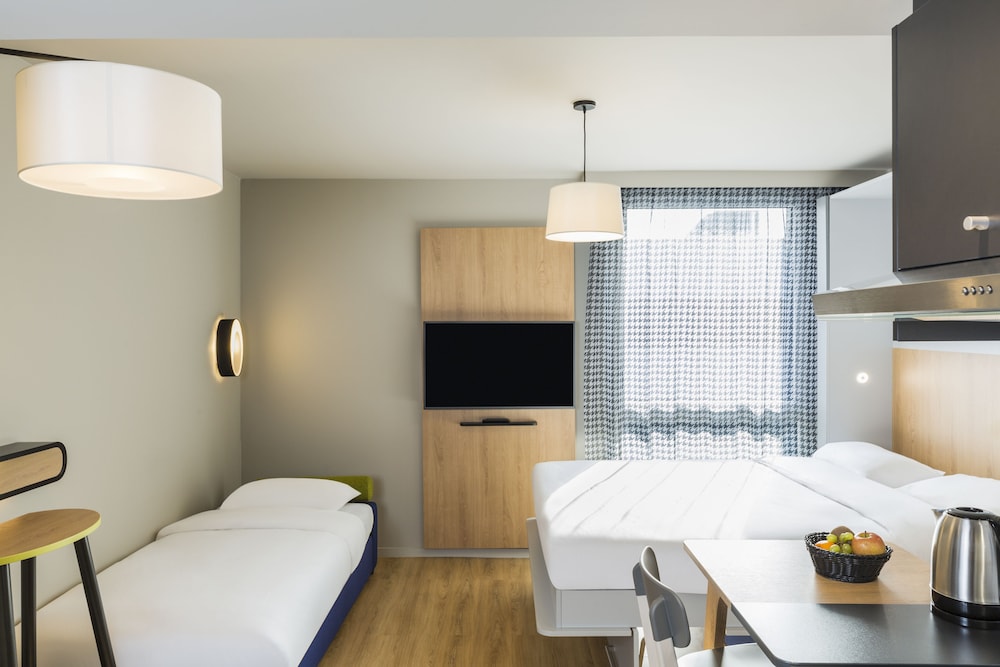 Aparthotel Adagio Access Palaiseau Saclay 10/60