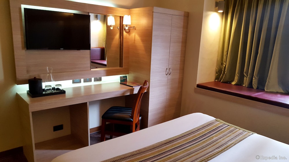 Microtel By Wyndham Baguio 17/26