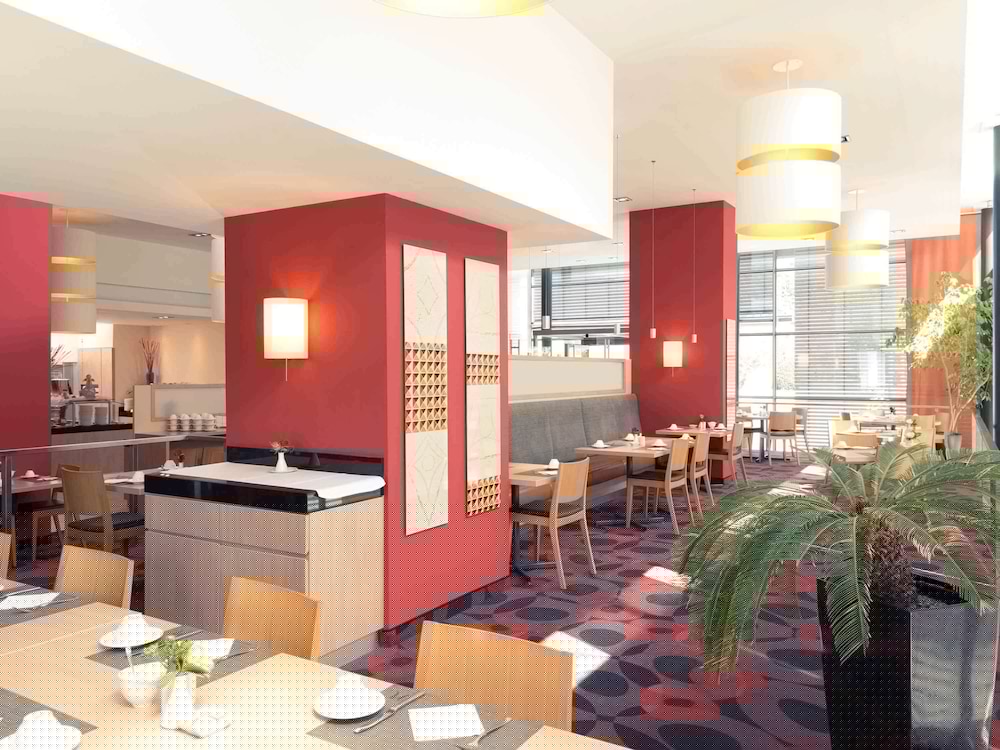 Mercure Hotel Freiburg Am Munster 39/73