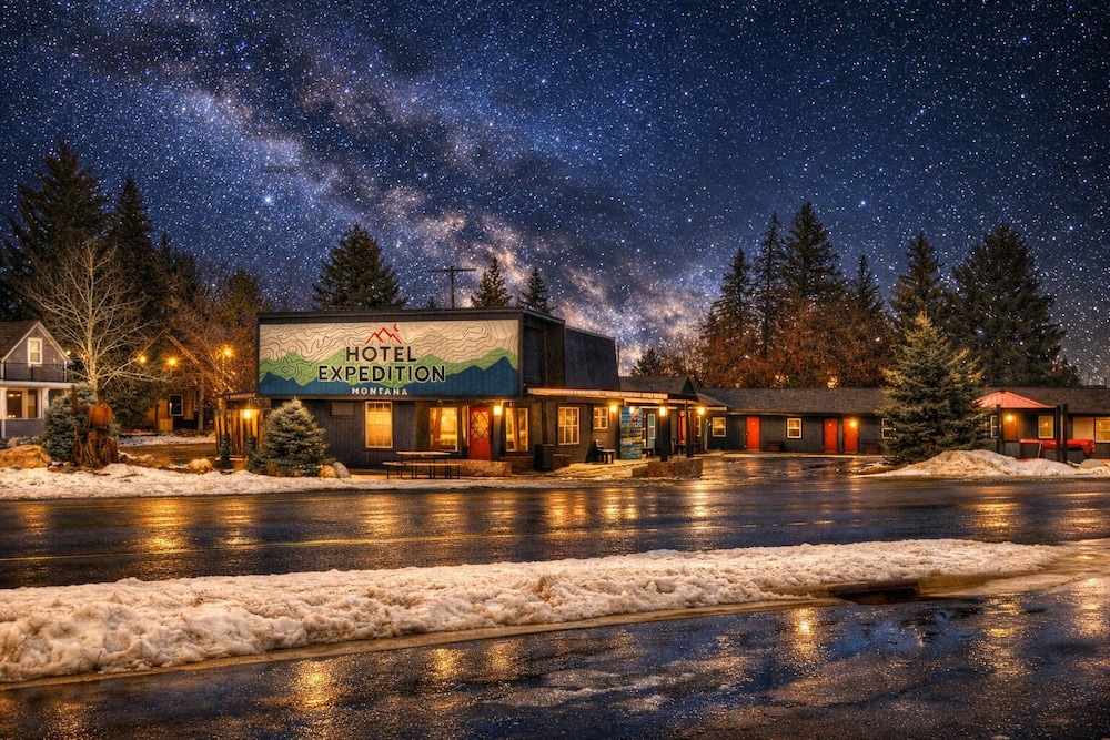 THE RED LODGE INN 47/50