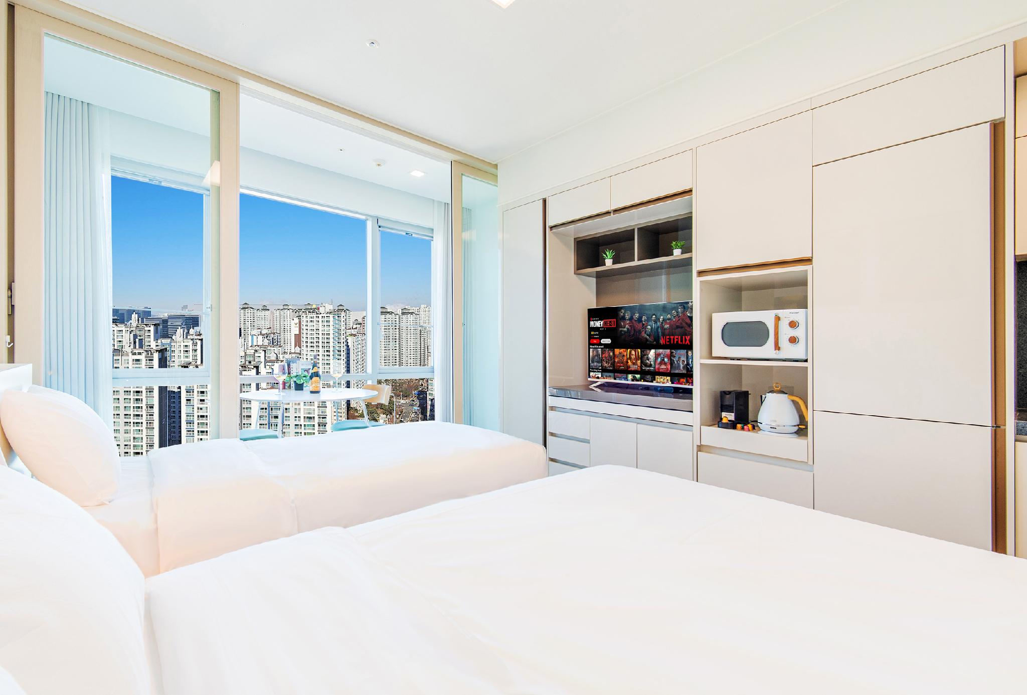 Superior, Twin Beds