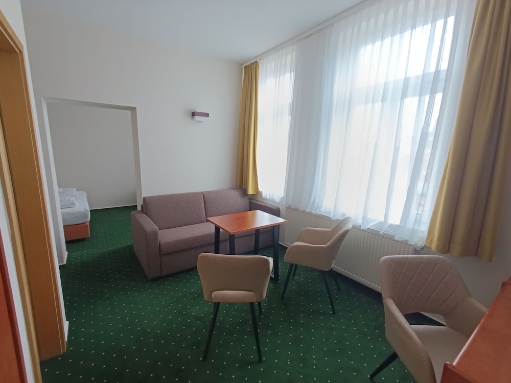 Alt Wergigeroder Hof 37/56