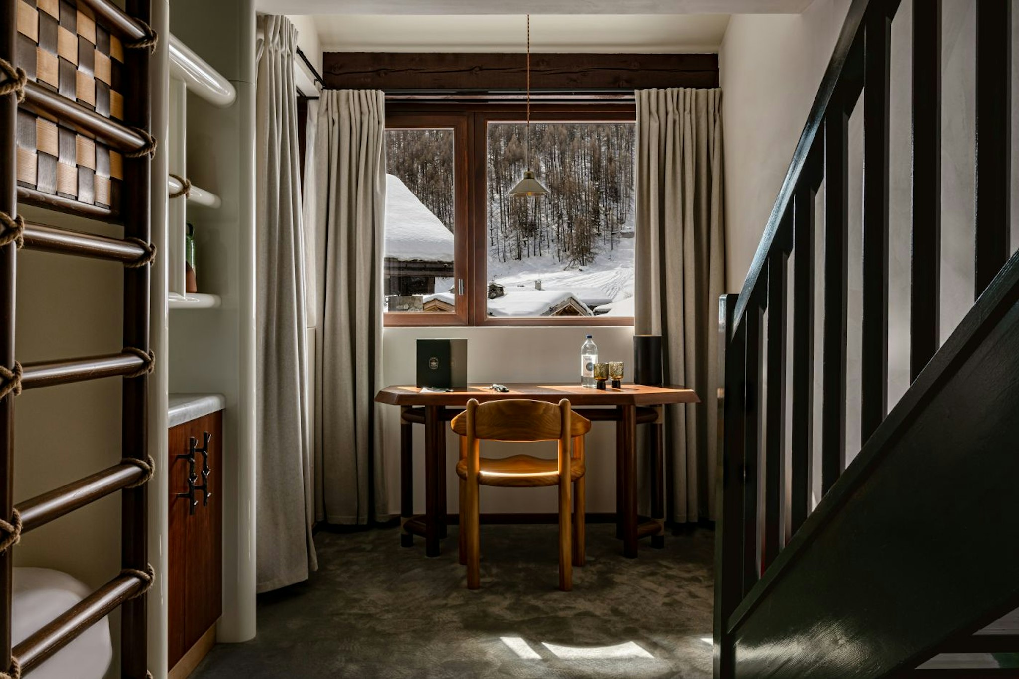 Experimental Chalet Val D-Isere 48/64