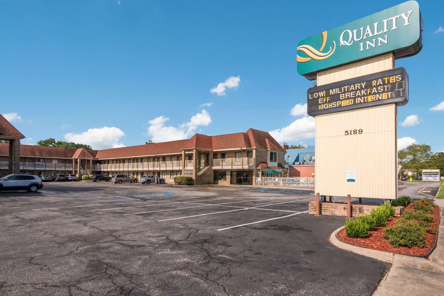 Quality Inn Little Creek 28/29