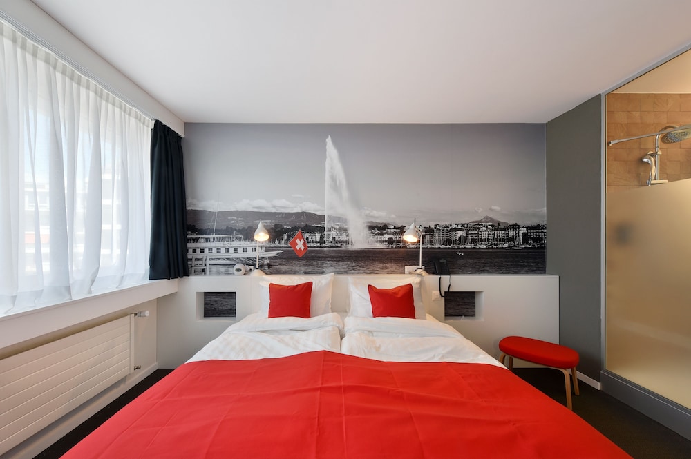 Home Swiss Hotel 22/64