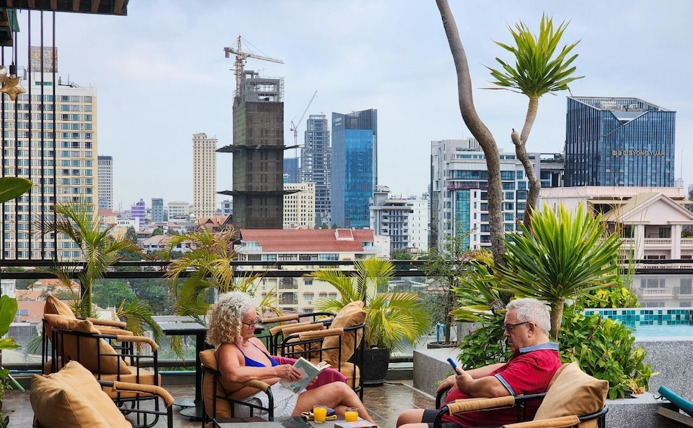 Phnom Penh 51 Hotel & Residences 41/50