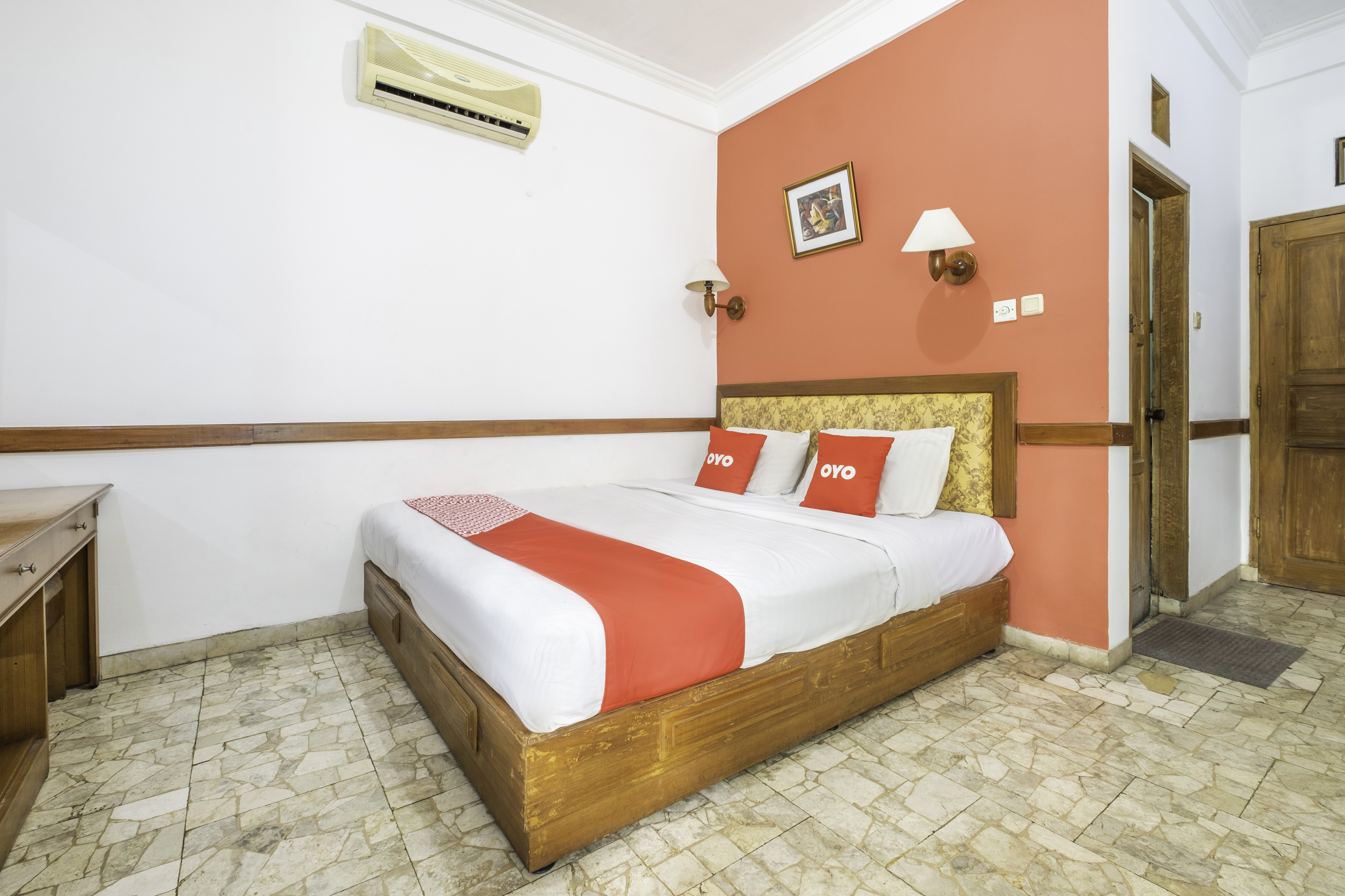 OYO 1945 Hotel Bali Near RS Muhammadiyah 20/53
