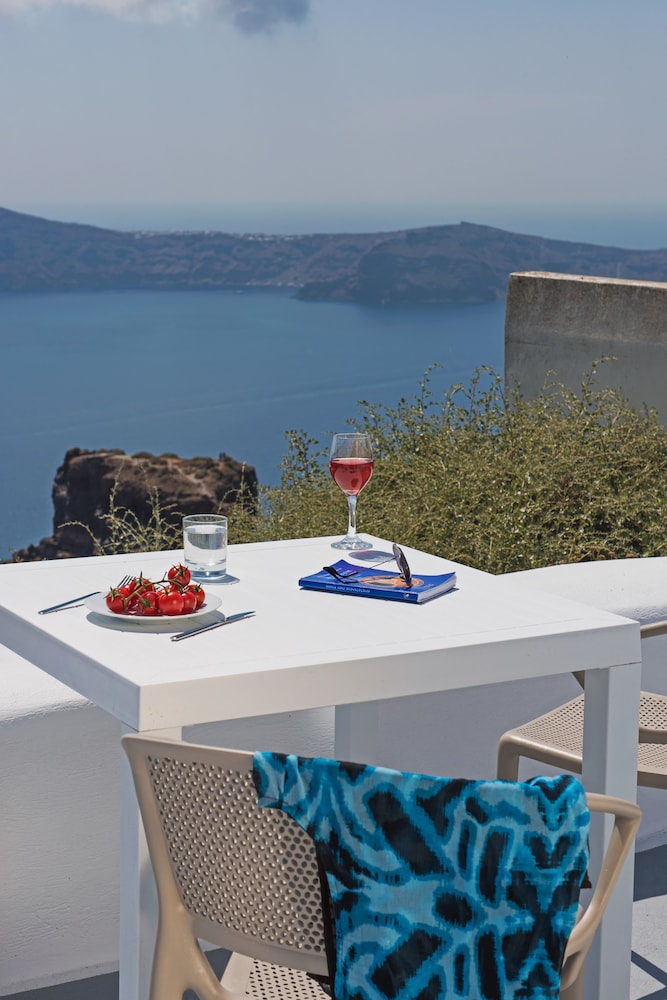 Ananda Suites 18/24