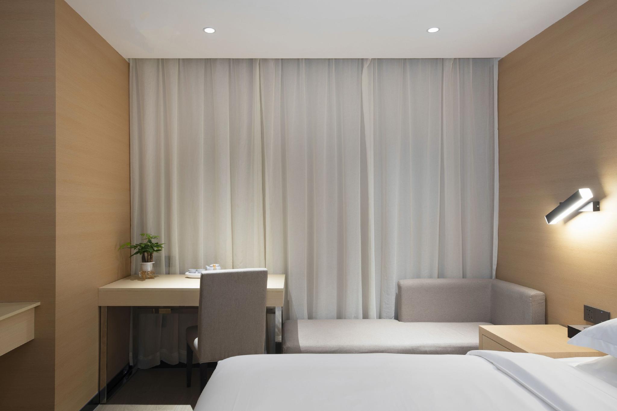Dynasty Business Hotel 7/22