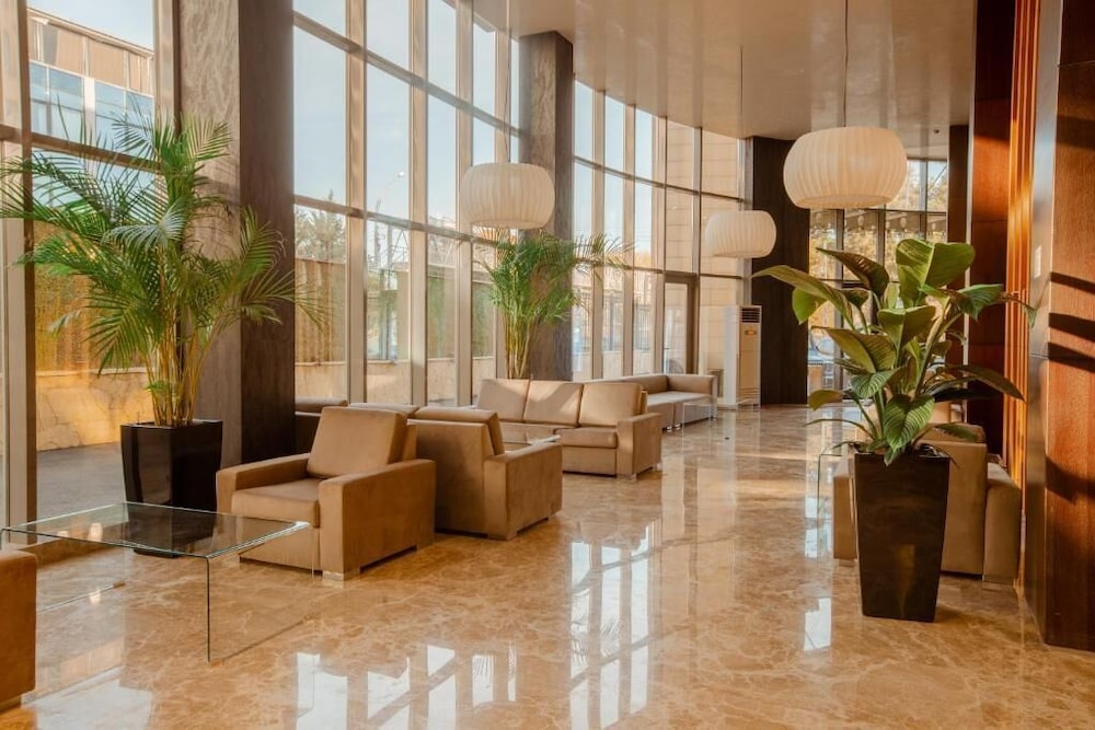 Golden Palace Hotel 50/69