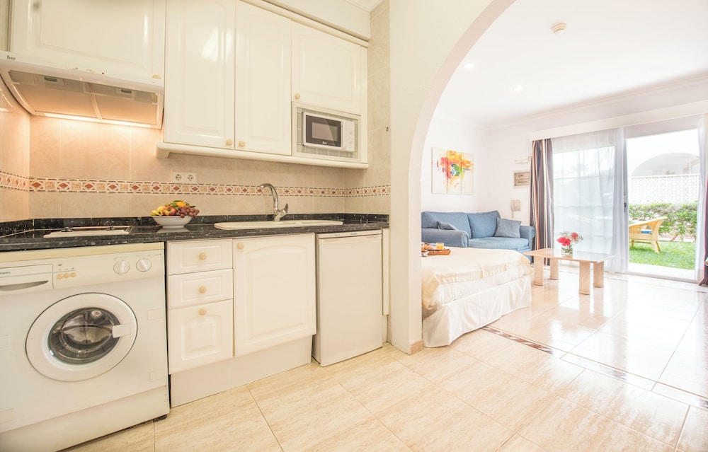 Ona Village Cala D Or 7/50