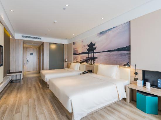 Jimu, 2 Double Beds