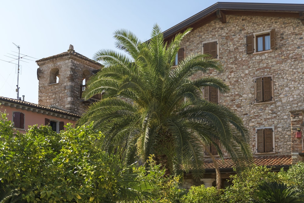 Regina del Garda Suite 25/31