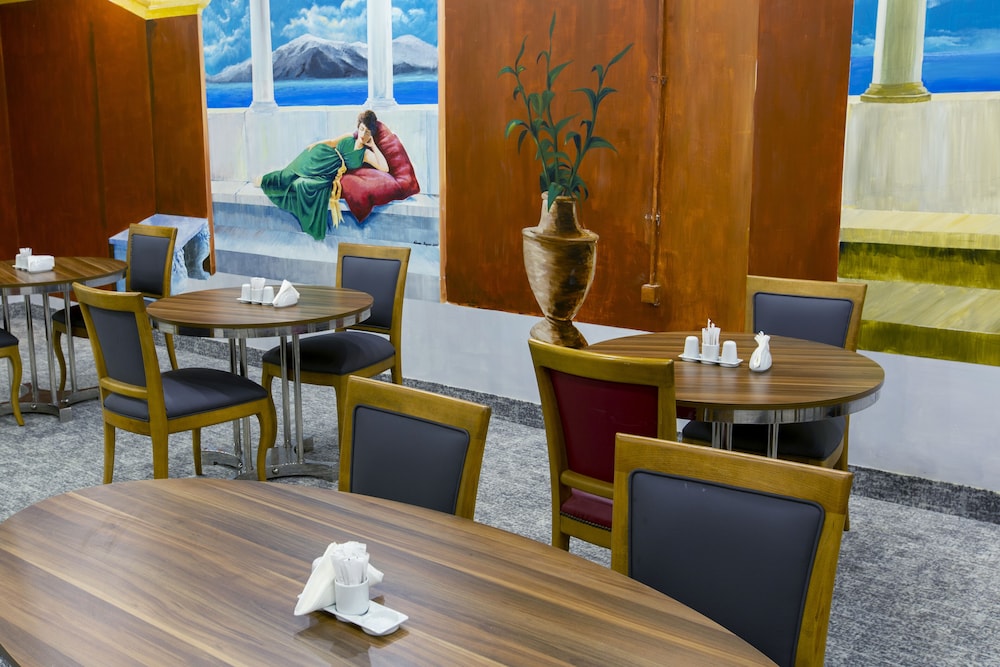 Premist Hotel Taksim 37/50