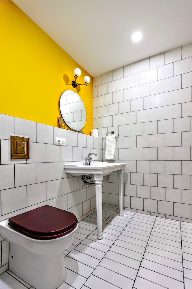 Amante Narikala Boutique Hotel 54/68