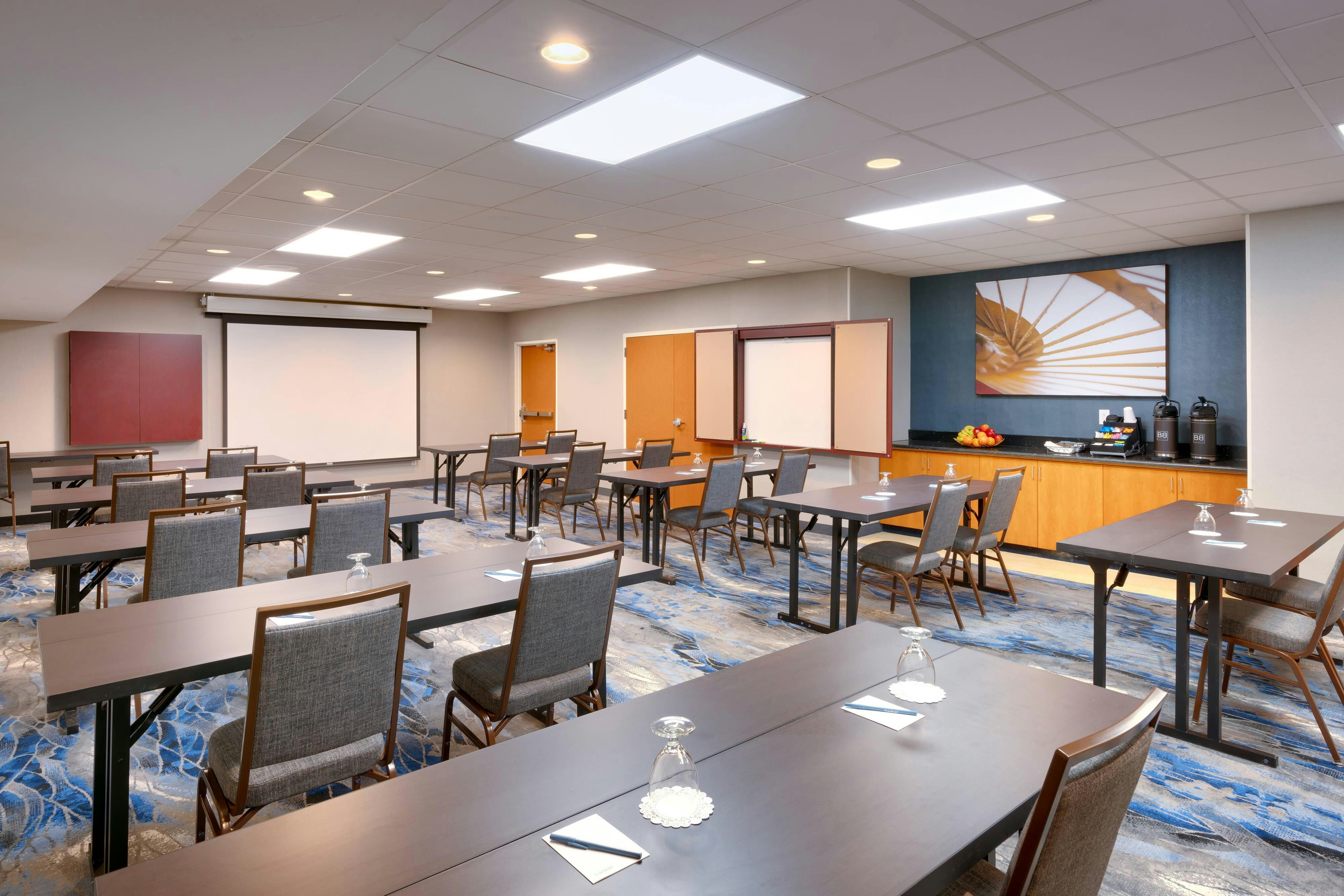 Fairfield Inn Seattle Bellevue 14/15