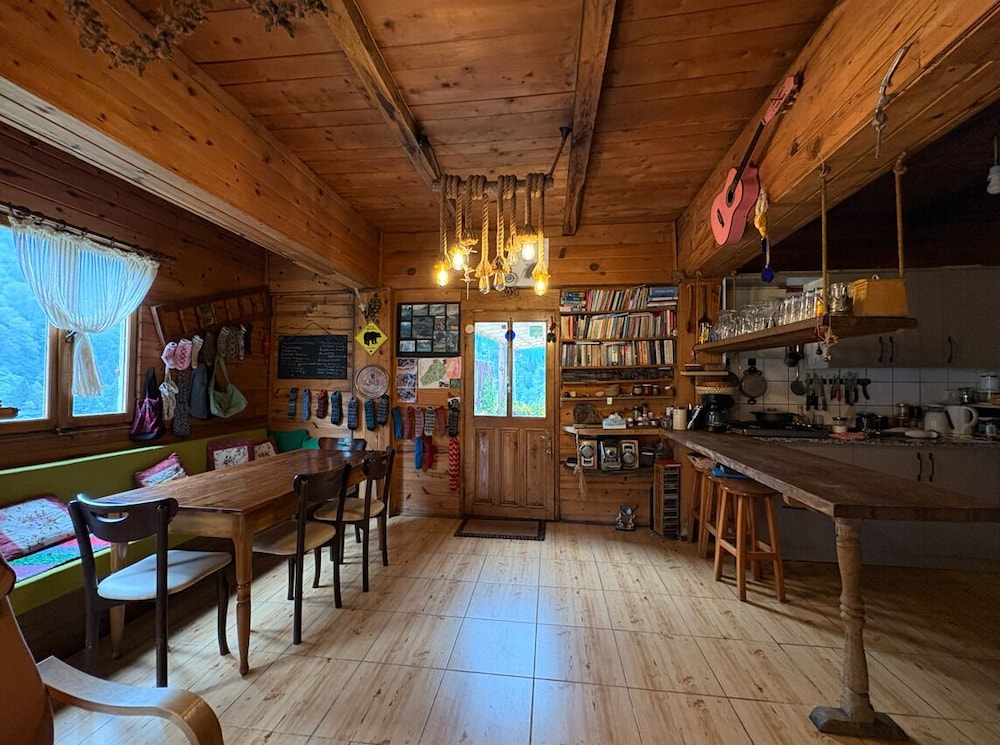 Fora Pansiyon 28/50