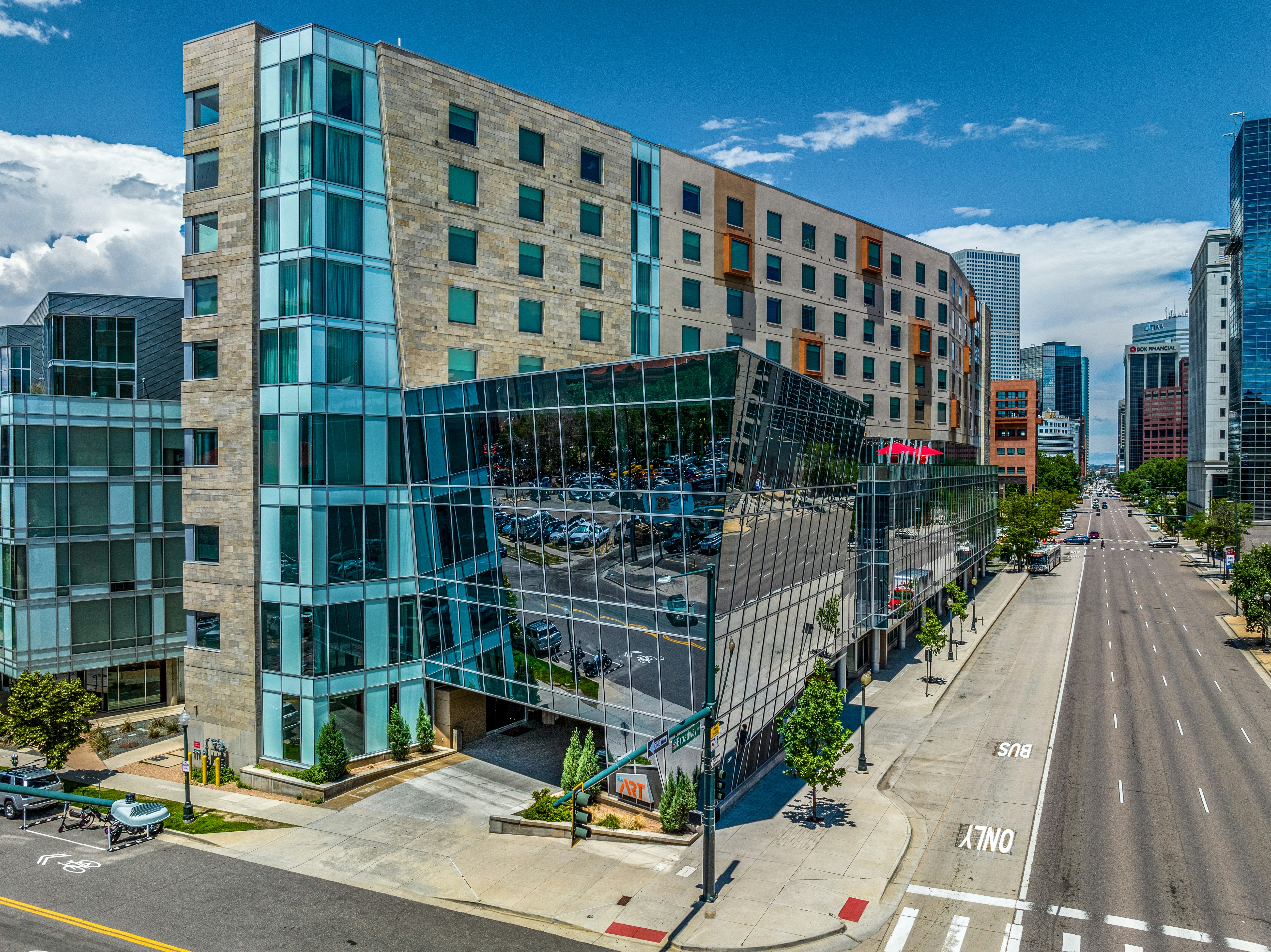The Art Hotel Denver, Curio Collection by Hilton 44/47