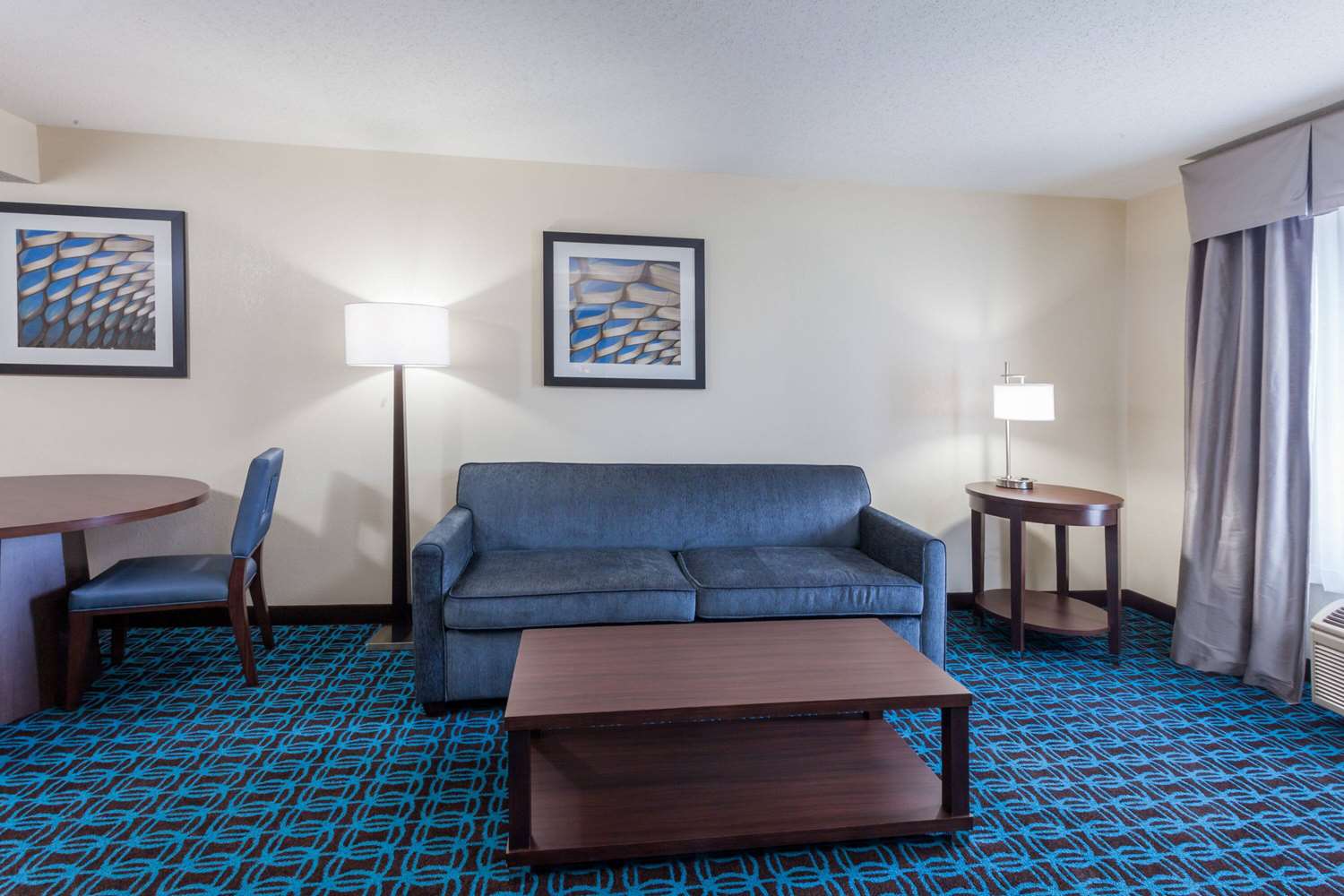 Wingate by Wyndham Schaumburg / Convention Center 41/72