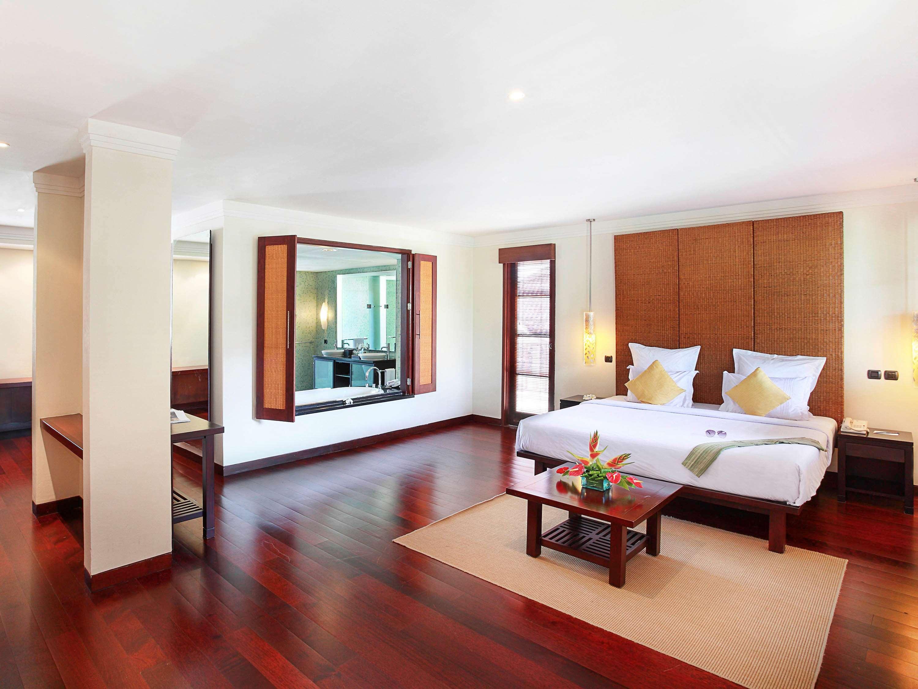 4 Bedrooms, Ideal, Family, Suite, Apartment, Dining Area, Balcony, Kitchenette