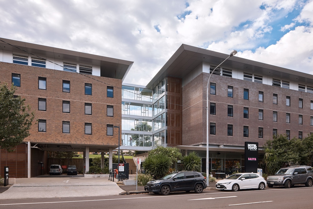 Hotel Totto Wollongong 45/51