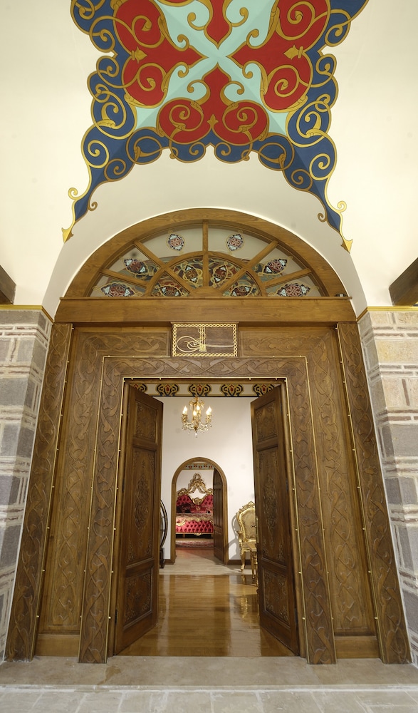 Kanuni Kervansaray Historical Hotel 3/32