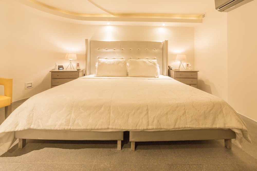 Suites Contempo 16/64