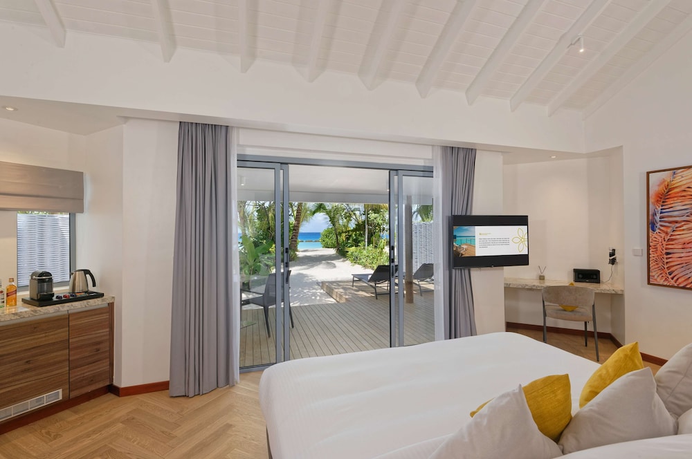 Beach, Family, Villa, King and Twin Beds